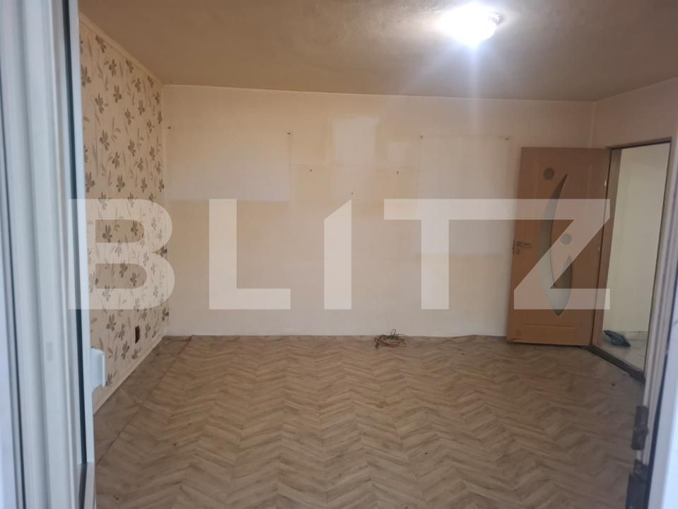 Apartament de vânzare 4 camere Micro 4 - 195501AV | BLITZ Târgoviște | Poza2