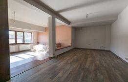 🏡 Proprietate Premium - 2 Case, Lac Privat & Teren de Sport –2 km de Centru Tgv