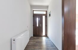 🏡 Proprietate Premium - 2 Case, Lac Privat & Teren de Sport –2 km de Centru Tgv