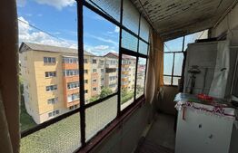 Apartament de vanzare, 2 camere, 47 mp, zona Micro 11