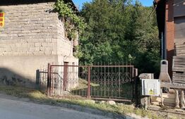 Casă la rRșu cu Livadă, Teren 1000 mp.  Gemenea Brătulești 🌳