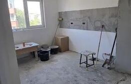 Apartament cu 3 camere, 73 mp, zona Micro 11