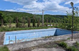  Hulubești, Butoiu de Jos Teren intravilan cu Panoramă Superbă către Pădure 