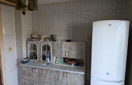 Apartament 3 camere, 78 mp, 2 băi, zonă Centrală – Penny Găești