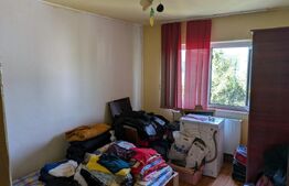 Apartament 3 camere, 78 mp, 2 băi, zonă Centrală – Penny Găești