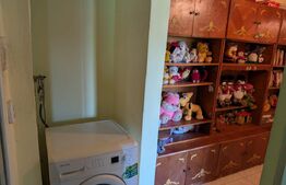 Apartament 3 camere, 78 mp, 2 băi, zonă Centrală – Penny Găești