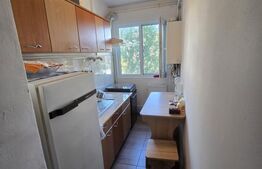 Apartament 3 camere, 60 mp, etaj 2, zona Centrala