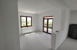 Vilă D+P+M | 784 mp teren | Pucioasa 