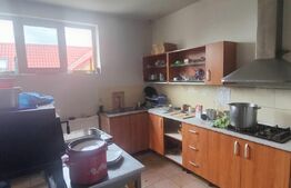 Spatiu comercial, 300 mp, zona Voinesti