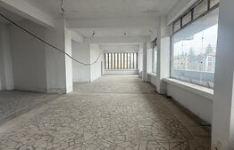 Spațiu comercial de închiriat – Târgoviște | terasă generoasă 