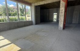 Spațiu comercial stradal - finisare la cerere, 180 mp, zona Centura