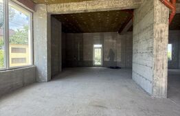Spațiu comercial stradal - finisare la cerere, 180 mp, zona Centura