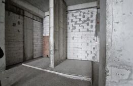 Spațiu comercial de mari dimensiuni, 400 mp, Exterior Sud