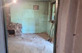 Casă renovare completă, 55 mp, curte de 385 mp, orașul Titu-Plopu