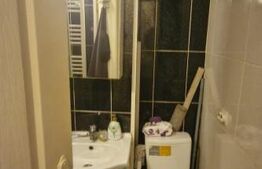 Apartament 2 camere, 31 mp, etaj 3, zona Târgoviște - Micro 9 