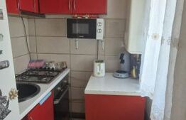 Apartament 2 camere, 31 mp, etaj 3, zona Târgoviște - Micro 9 