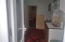 Apartament de vanzare, 50 mp, zona Gaești