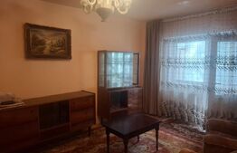 Apartament de vanzare, 50 mp, zona Gaești