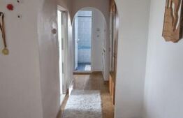 Apartament de vânzare, 60 mp, zonă Centrală - Găești 