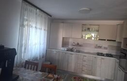 Casa de vanzare, 126 mp, zona Dragomiresti