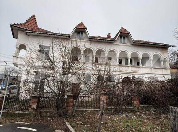Casa de vânzare 9 camere Pucioasa - 200072CV | BLITZ Târgoviște | Poza1