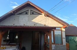 Casa de vanzare, 87 mp, zona Vișioara