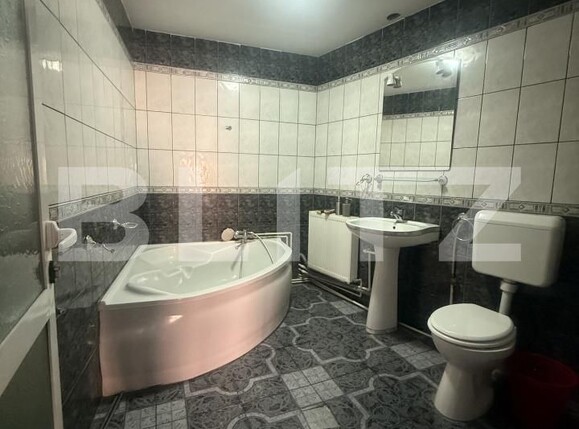 Casa de închiriat 8 camere Central - 200755CI | BLITZ Târgoviște | Poza9