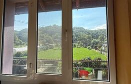 Casă P+1+M, 490 mp, teren 2.714 mp, zona Pucioasa