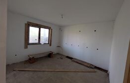Casa semi-finisata de vanzare, 299 mp, zona Moreni