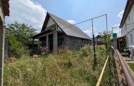Casa semi-finisata de vanzare, 299 mp, zona Moreni