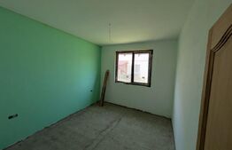 Casa semi-finisata de vanzare, 299 mp, zona Moreni