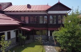 Casă decomandată (P+1E), 220 mp, zona Pietroșița