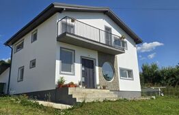 Casă P+M, 144 mp, teren 1.458 mp, zona Pucioasa 