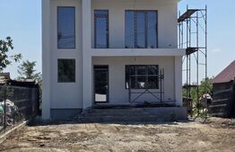 Casă de vânzare, 200 mp, zona Brezoaia 