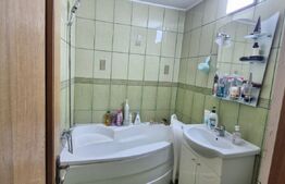 Apartament de vânzare, 72 mp, zona Micro 12 