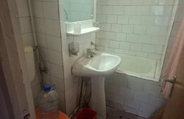 Apartament 3 camere, 65 mp, zona Găești 