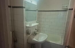 Apartament 3 camere, 65 mp, zona Găești 