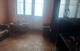 Apartament 3 camere, 65 mp, zona Găești 