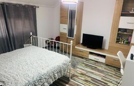 Casă de vânzare, teren de 1.000 mp, zona Titu