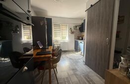 Apartament 3 camere, micro 2, etaj 2, decomandat, toate utilitățile