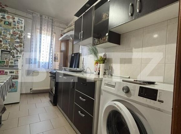Apartament de vânzare 4 camere Micro 4 - 202139AV | BLITZ Târgoviște | Poza8