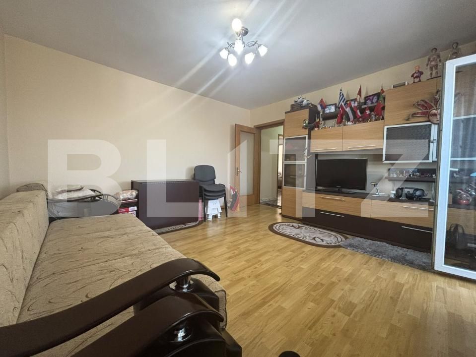 Apartament de vânzare 4 camere Micro 4 - 202139AV | BLITZ Târgoviște | Poza3