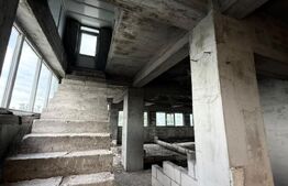 Ansamblu comercial, 1.258 mp, zona Ultracentral — Piața Moreni