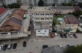 Ansamblu comercial, 1.258 mp, zona Ultracentral — Piața Moreni
