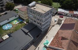Ansamblu comercial, 1.258 mp, zona Ultracentral — Piața Moreni