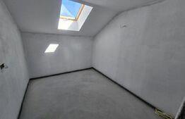 Casă P+M, 180 mp, 2 fronturi stradale, zona Sacueni 