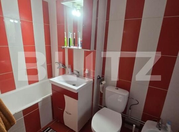 Apartament de închiriat 3 camere Micro 4 - 203463AI | BLITZ Târgoviște | Poza8
