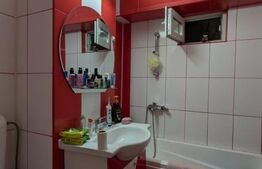 Apartament 3 camere, 75 mp, zona  Poarta Bucureștilor