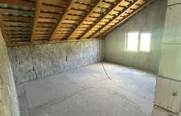 Casă P+M de vânzare, 129 mp, teren 343 mp, zona Lazuri
