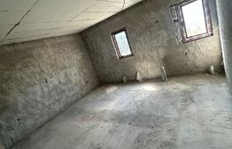 Casă P+M de vânzare, 129 mp, teren 343 mp, zona Lazuri
